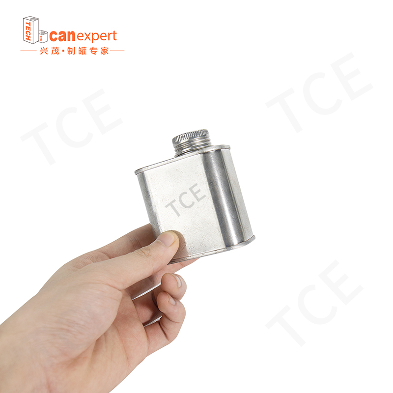 TCE- FACTORY Supply Metal Machine Oill burkar 0,28 mm kylvätska liten kapacitet tennburk